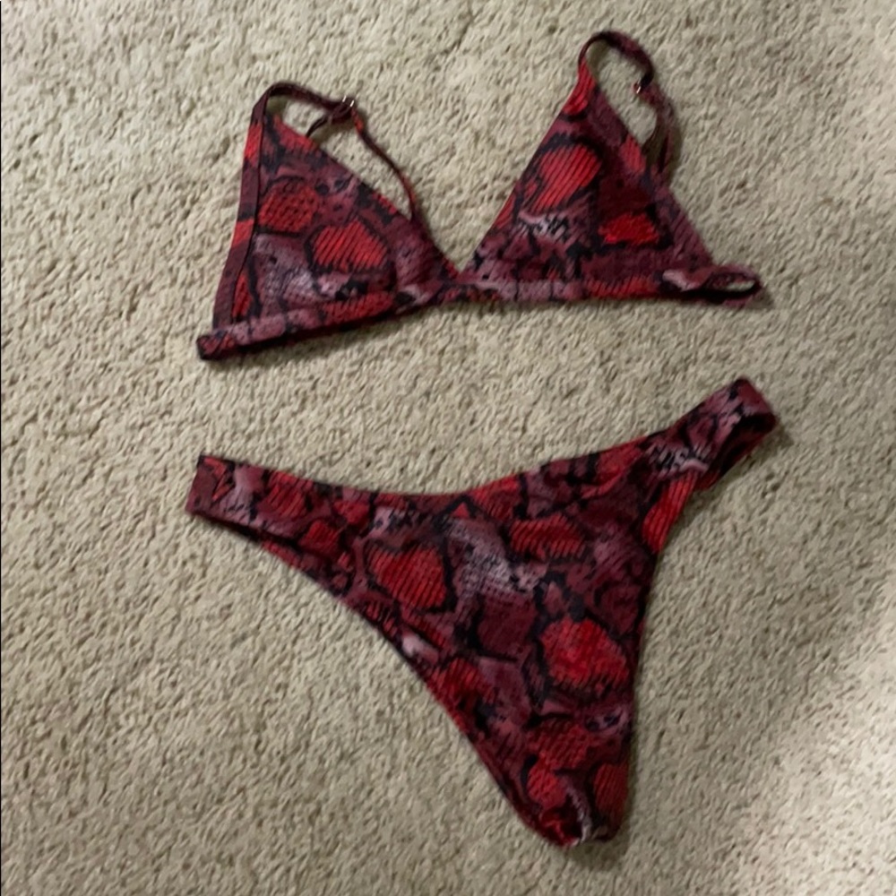2/8 SHEIN swinsuit
